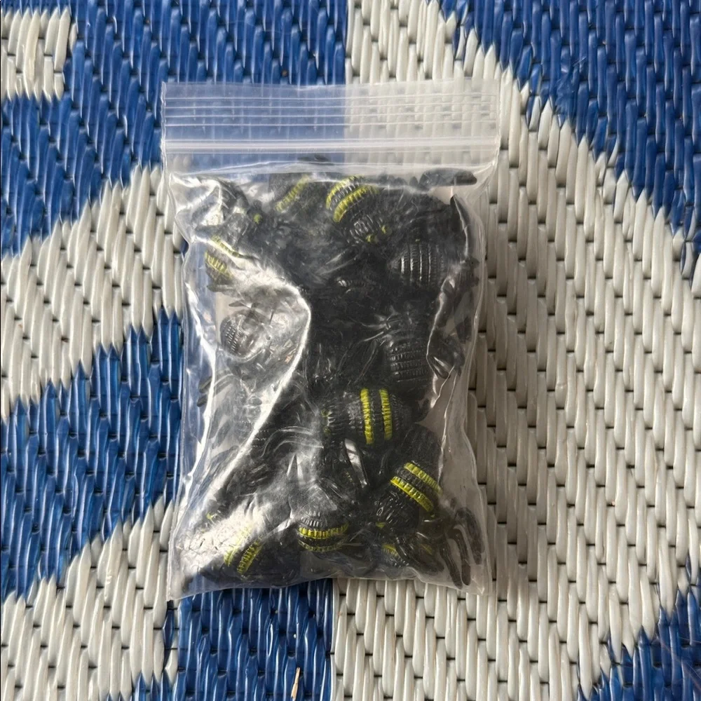 NWT (20) Halloween Black Spider Resin Flatback Charms Scrapbooking Embellishment